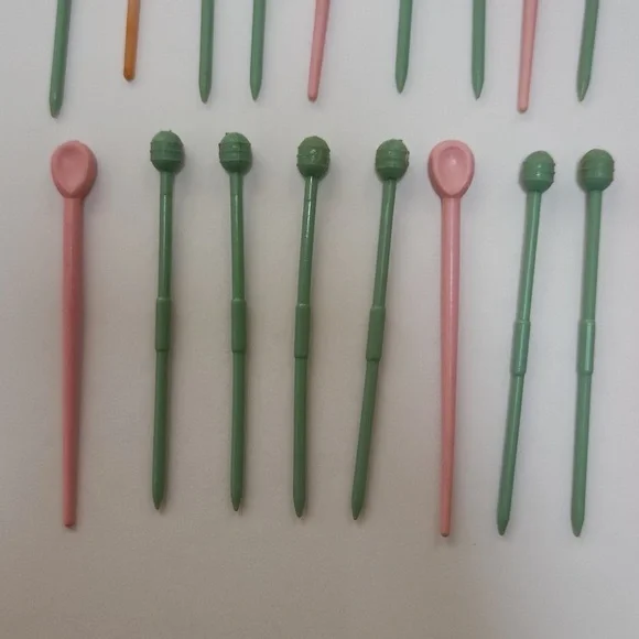 Vintage Plastic Pink Blue Peach Hair Roller Picks Pins Curlers hairstyling - Picture 5 of 7